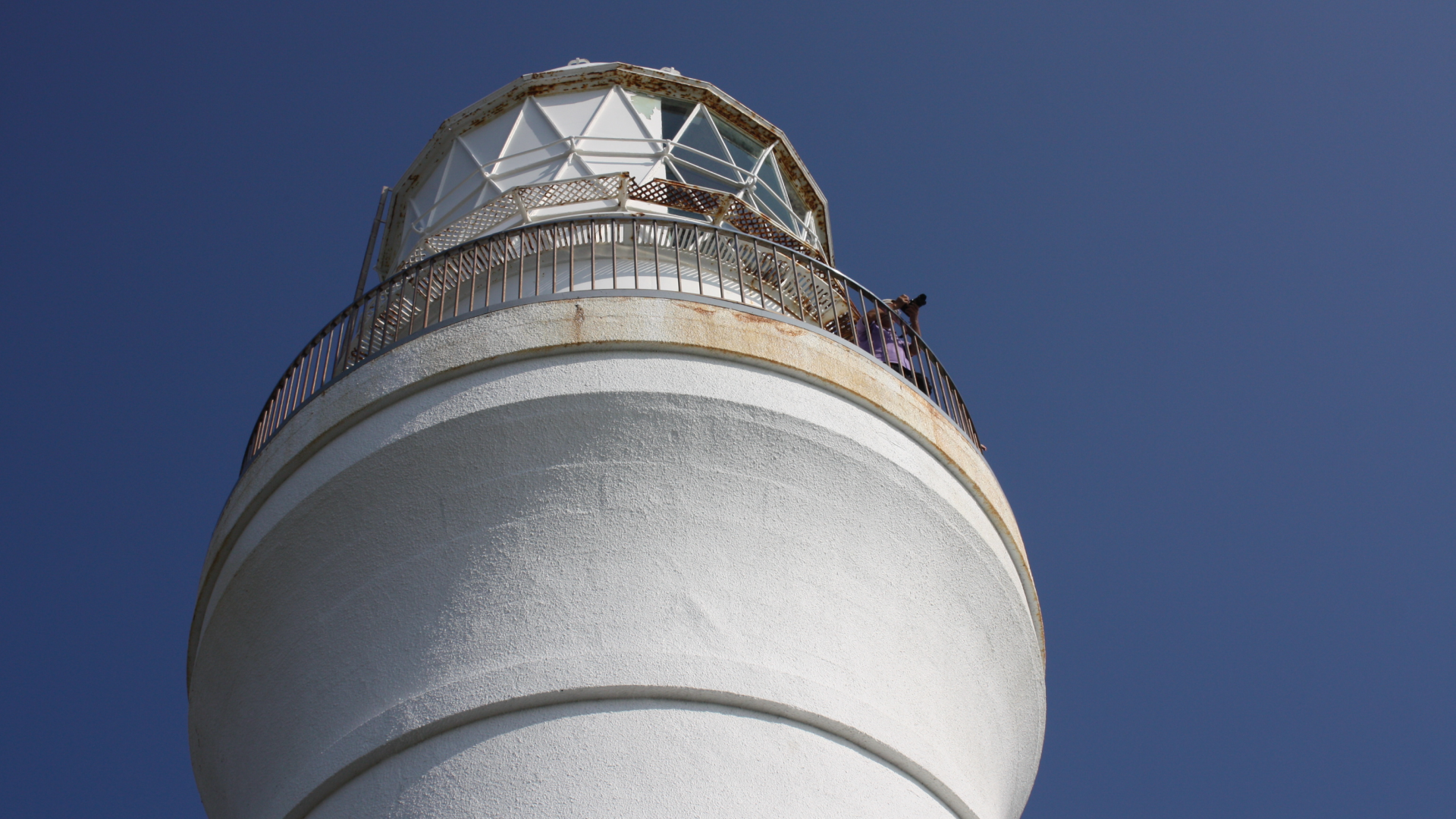 いろいろな素材で建てられ 歴史を背負った 各地の灯台 感謝します